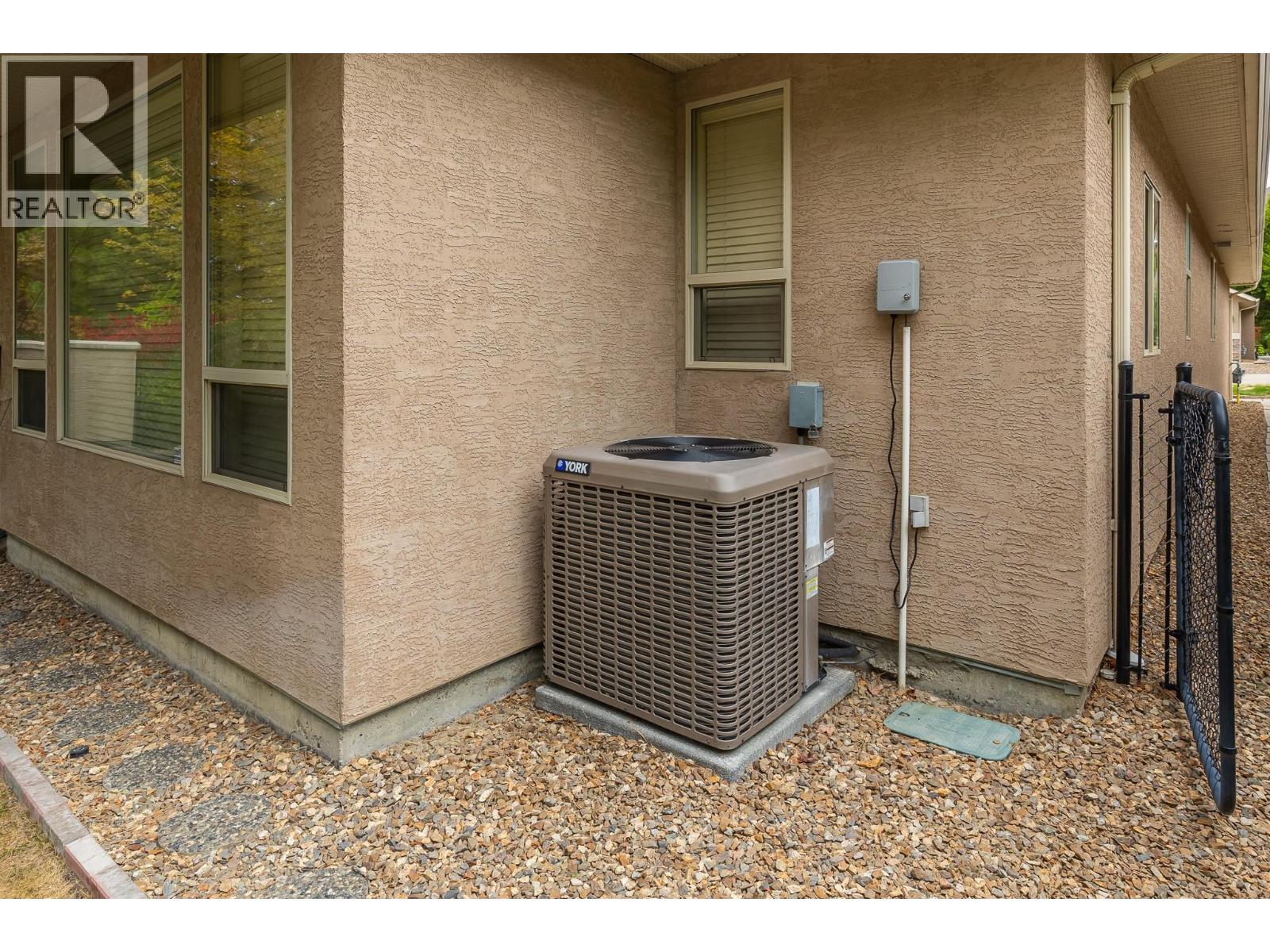 901 Middleton Way Unit# 109 Lot# 9, Vernon