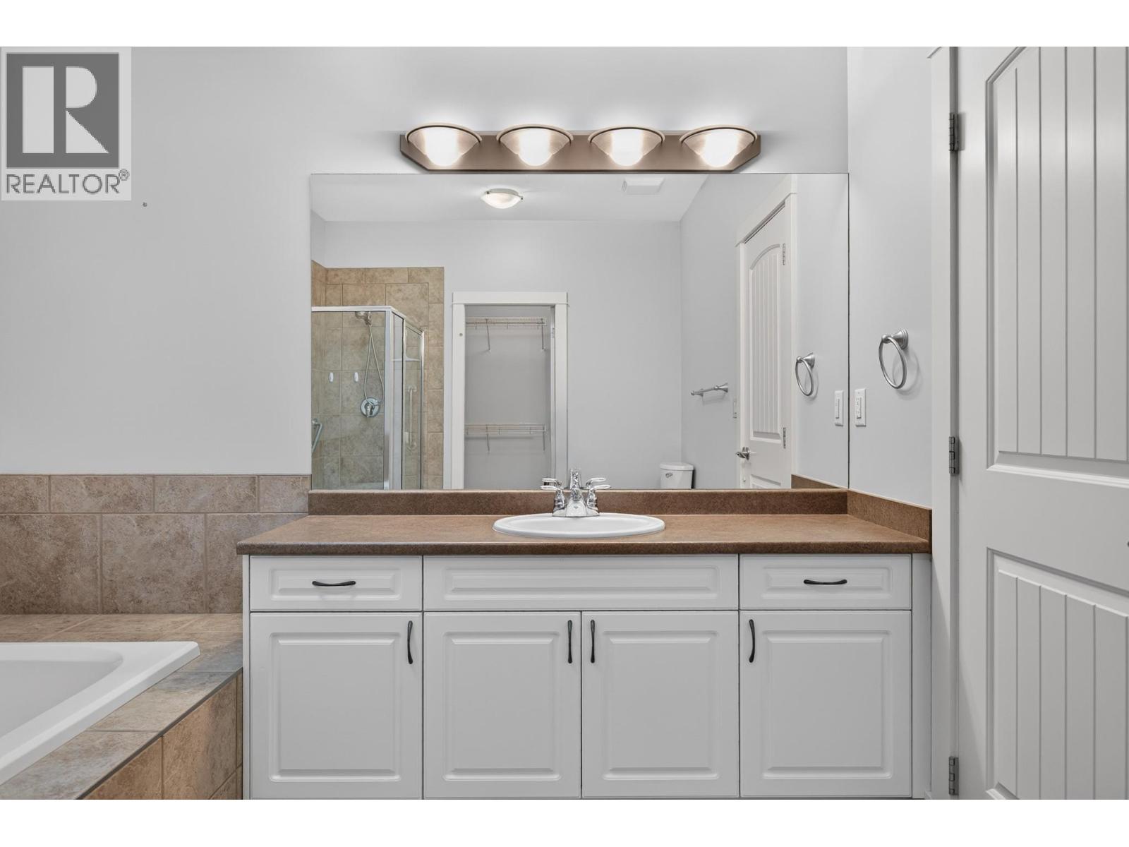 901 Middleton Way Unit# 109 Lot# 9, Vernon