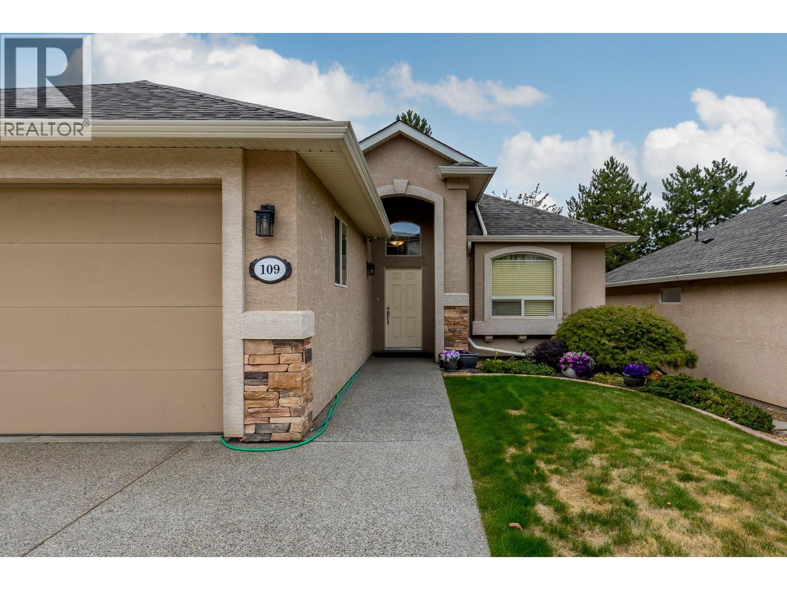 901 Middleton Way Unit# 109 Lot# 9, Vernon