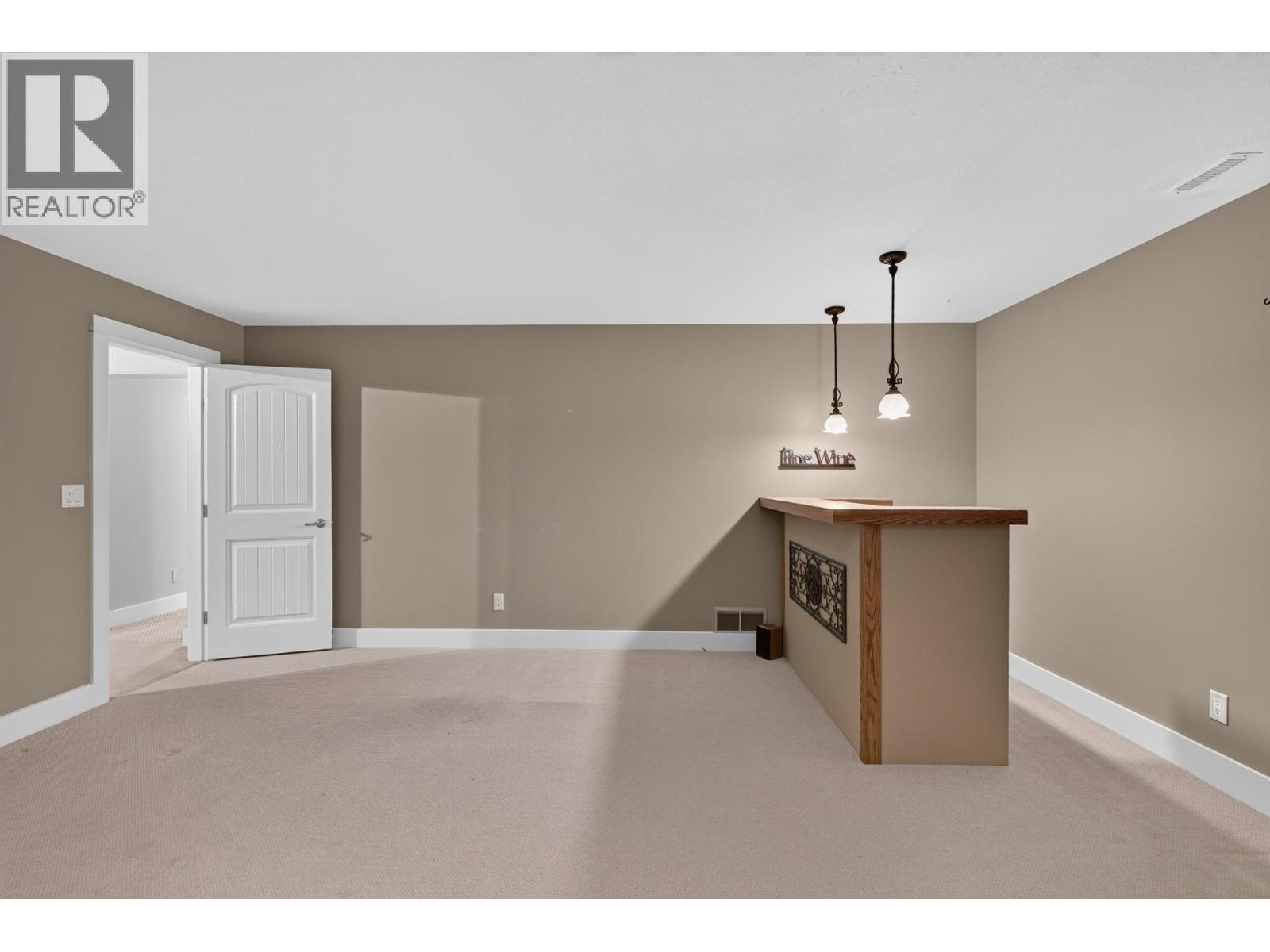901 Middleton Way Unit# 109 Lot# 9, Vernon