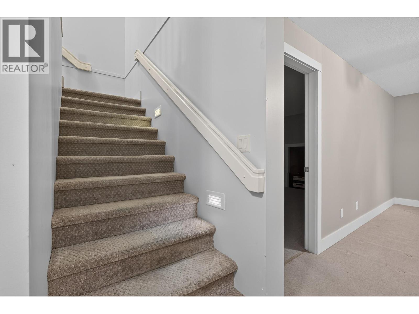 #109 901 Middleton Way Lot# 9 - 89