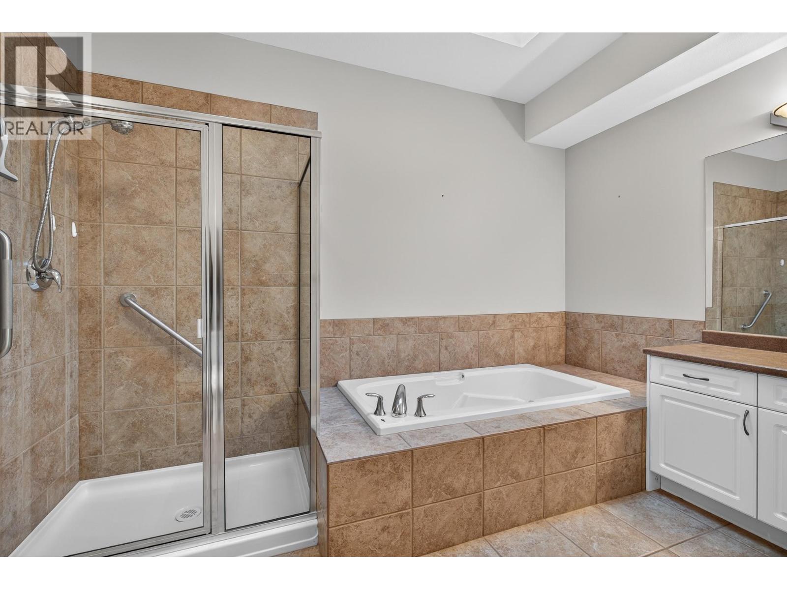 901 Middleton Way Unit# 109 Lot# 9, Vernon