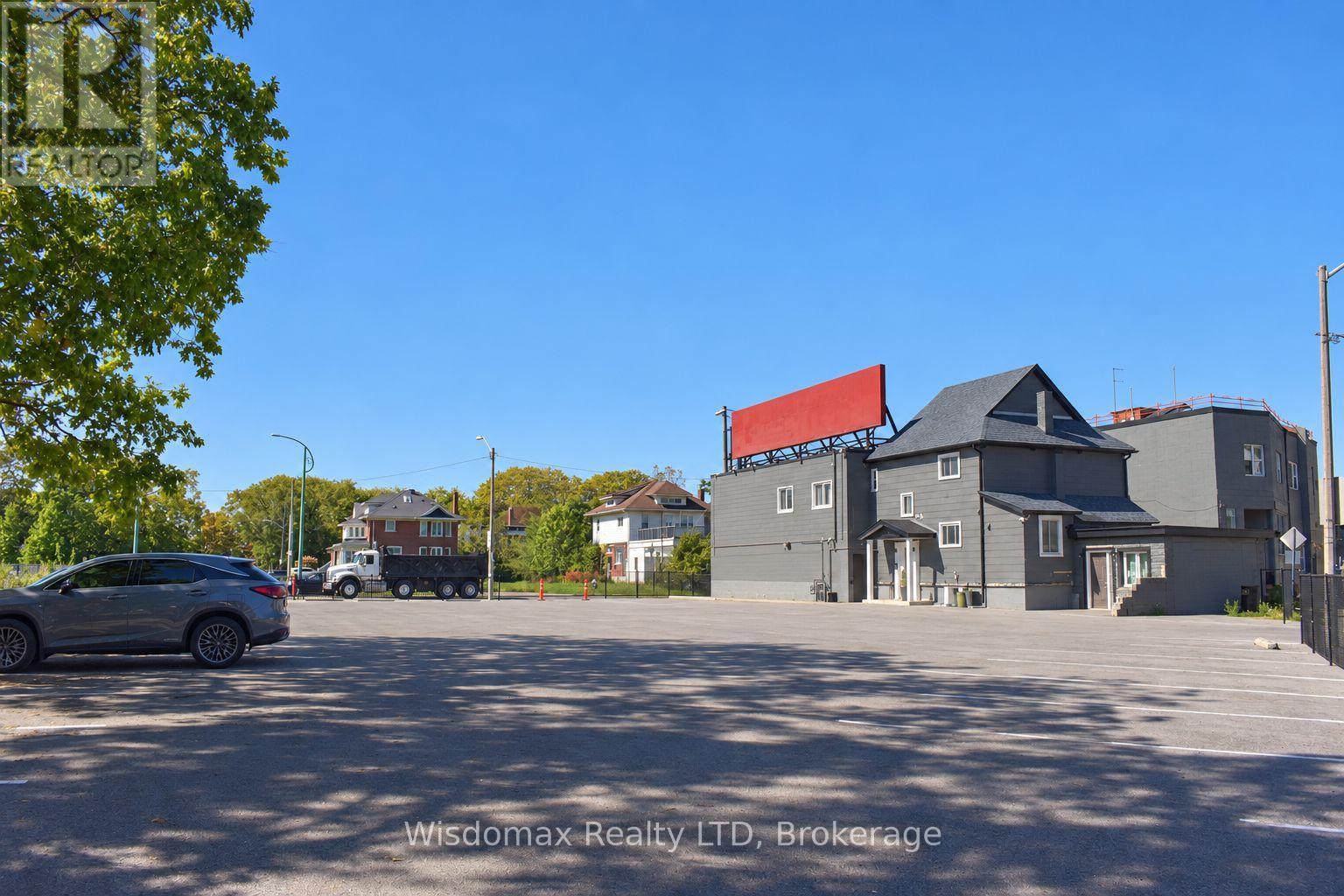 Property for sale at 5306 VICTORIA AVENUE
