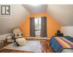 Upper-9890 Lyndhurst Street, Burnaby, BC V3J1G1 Photo 9