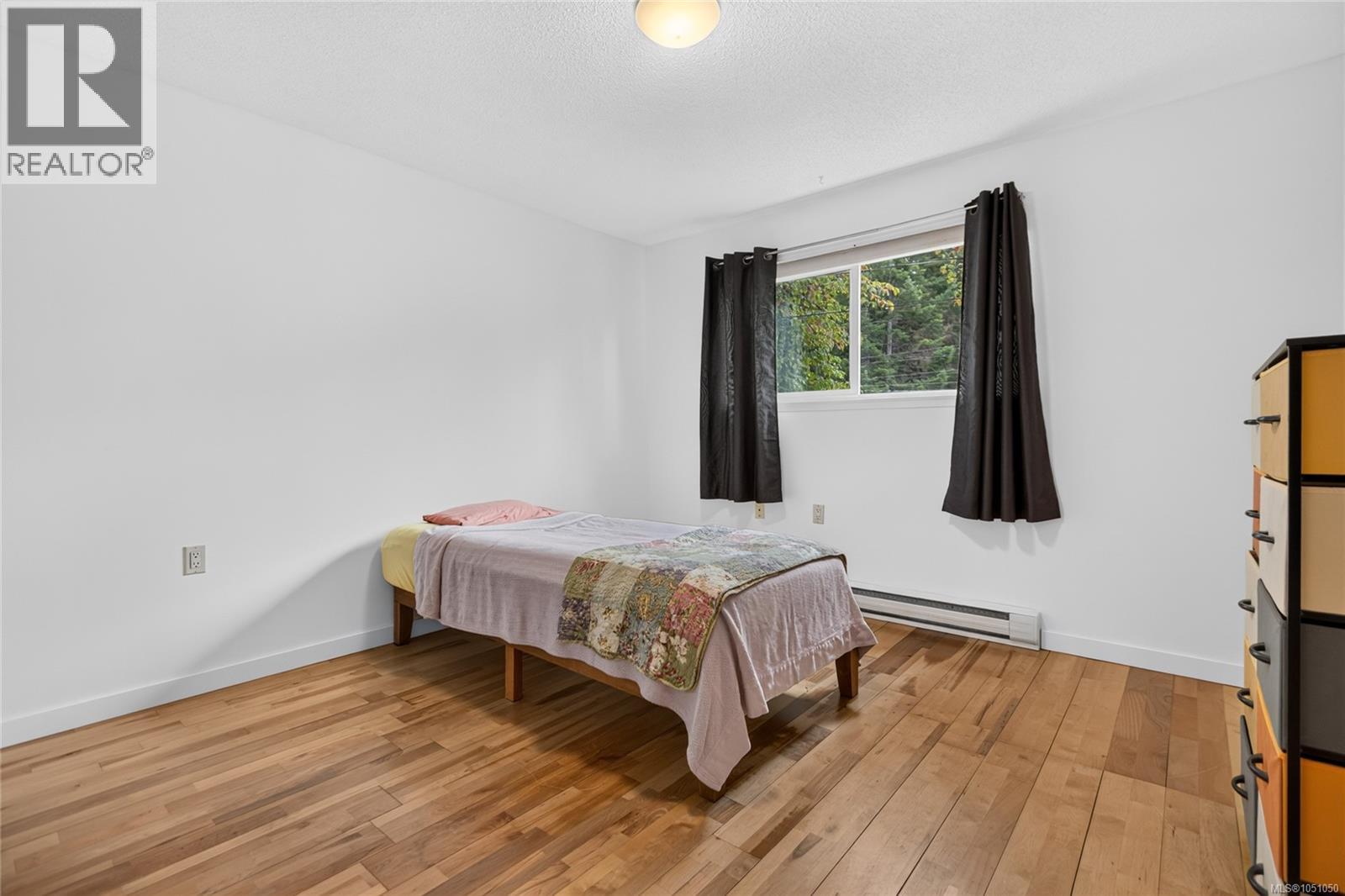 7842 Tozer Rd - Image 15