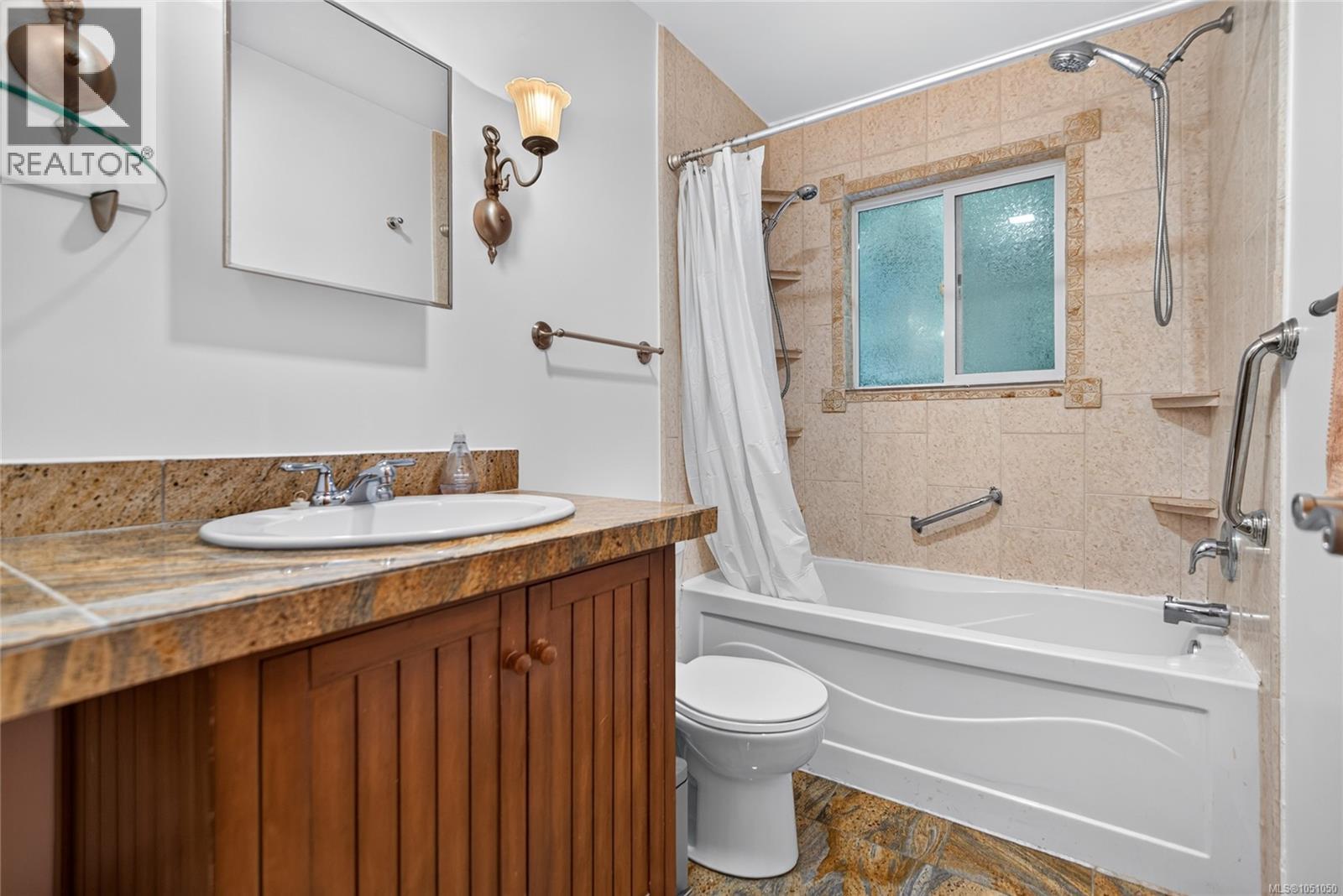 7842 Tozer Rd - Image 18