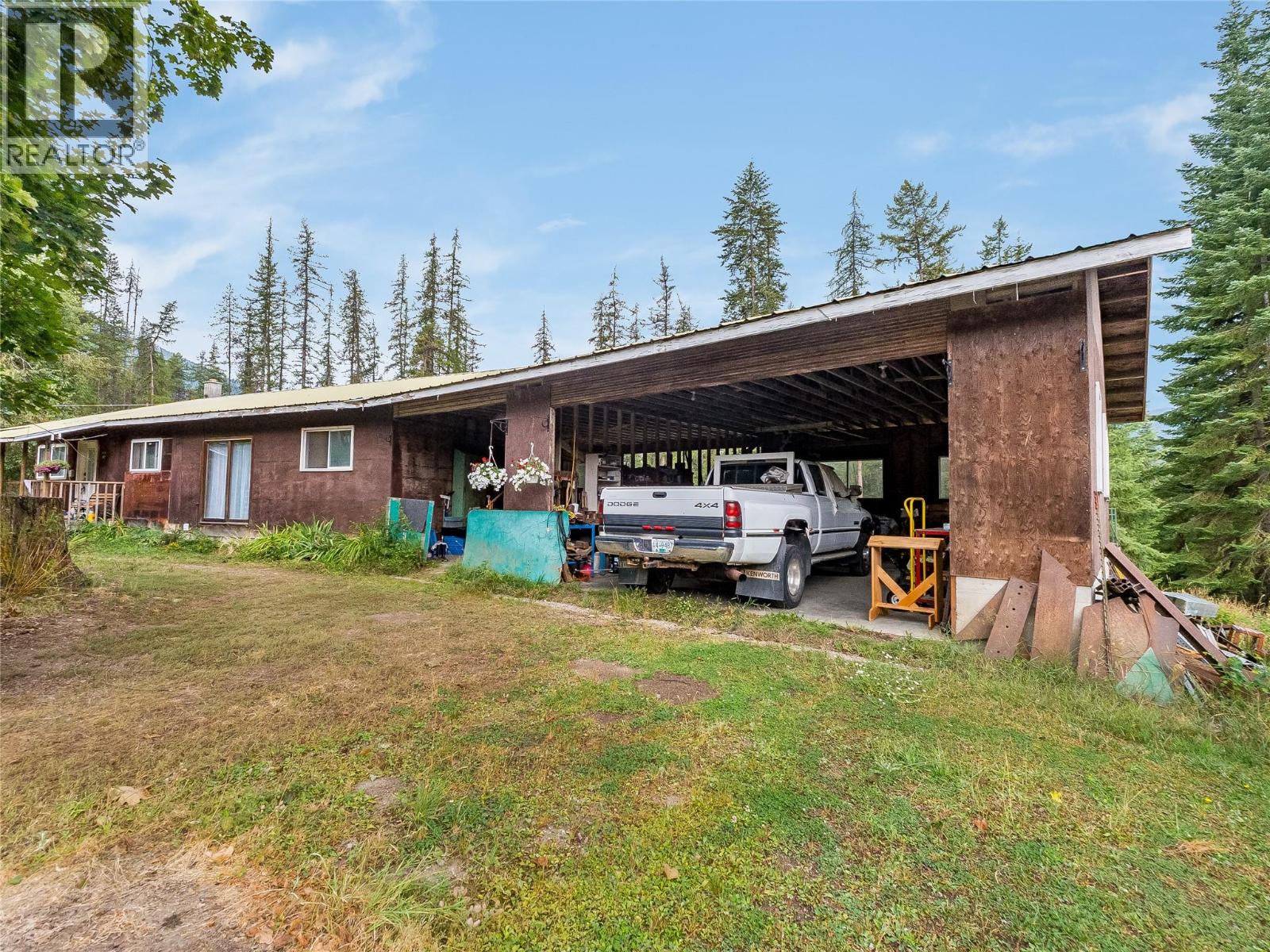 4604 Blewett Road - 53