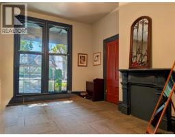 101 1124 Fort St, Victoria, BC V8V3K8 Photo 7