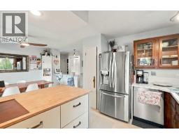 256 Silverview Way Nw, Calgary, AB T3B3K3 Photo 12