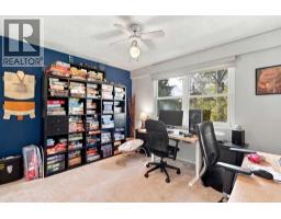 256 Silverview Way Nw, Calgary, AB T3B3K3 Photo 13