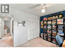 256 Silverview Way Nw, Calgary, AB T3B3K3 Photo 14