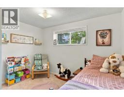 256 Silverview Way Nw, Calgary, AB T3B3K3 Photo 22