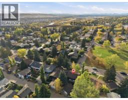 256 Silverview Way Nw, Calgary, AB T3B3K3 Photo 35