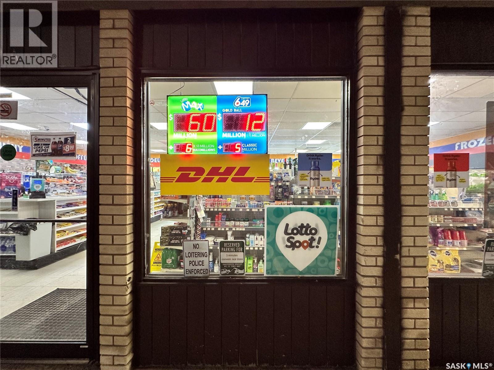 A 1100 Central AVENUE, Saskatoon — photo 4