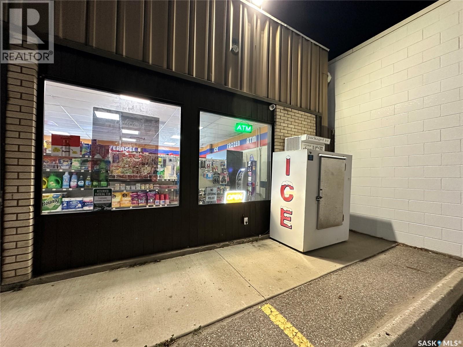 A 1100 Central AVENUE, Saskatoon — photo 5