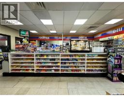 A 1100 Central Avenue, Saskatoon, SK S7N2H1 Photo 13