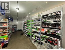 A 1100 Central Avenue, Saskatoon, SK S7N2H1 Photo 32