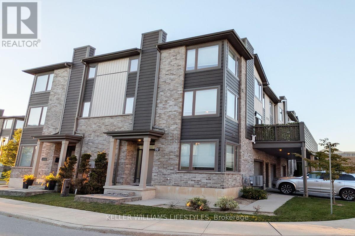 25 - 2070 MEADOWGATE BOULEVARD, London South (South U)