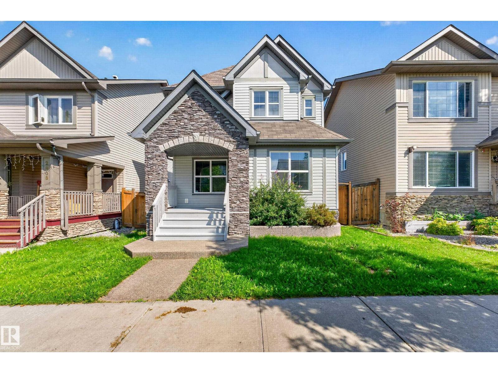 2904 19 AV NW - 1