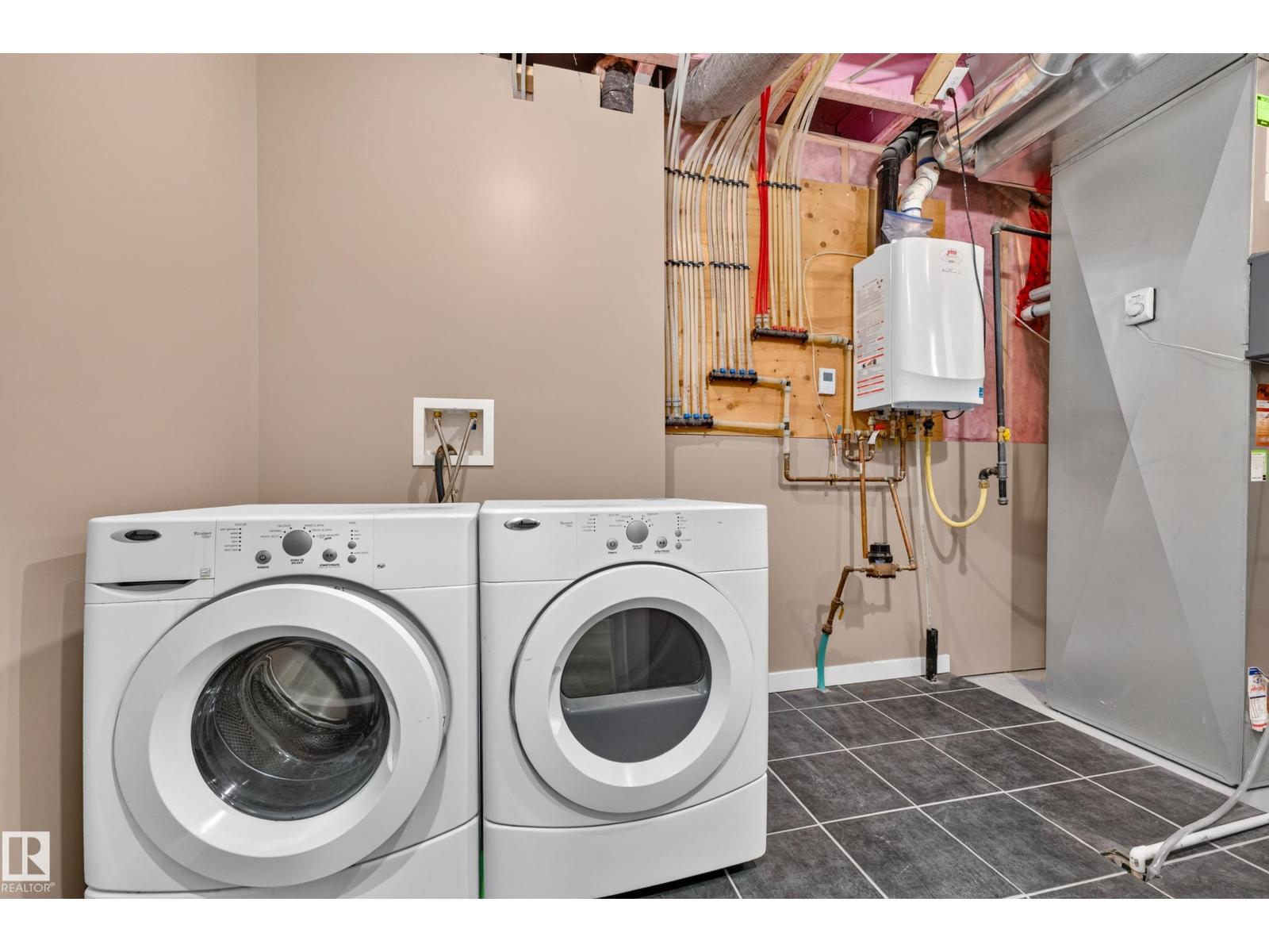2904 19 AV NW - Image 32