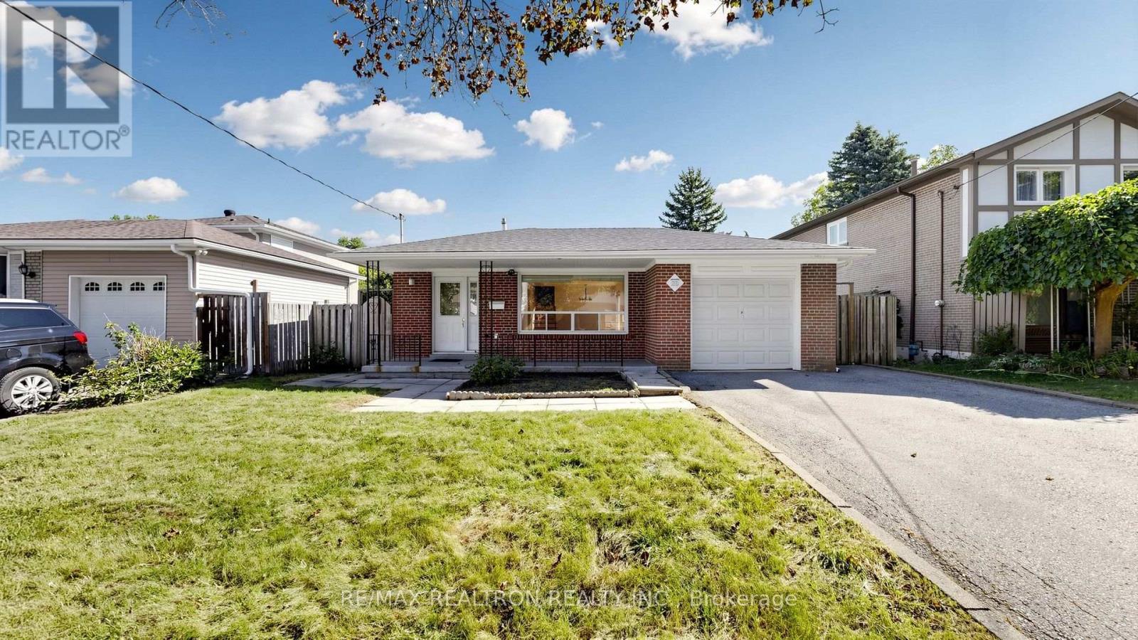 Photo of 23 Lesgay Crescent