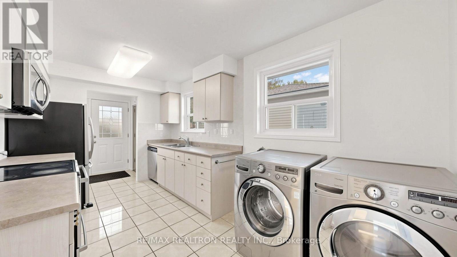 23 LESGAY CRESCENT, Toronto (Don Valley Village) — photo 10