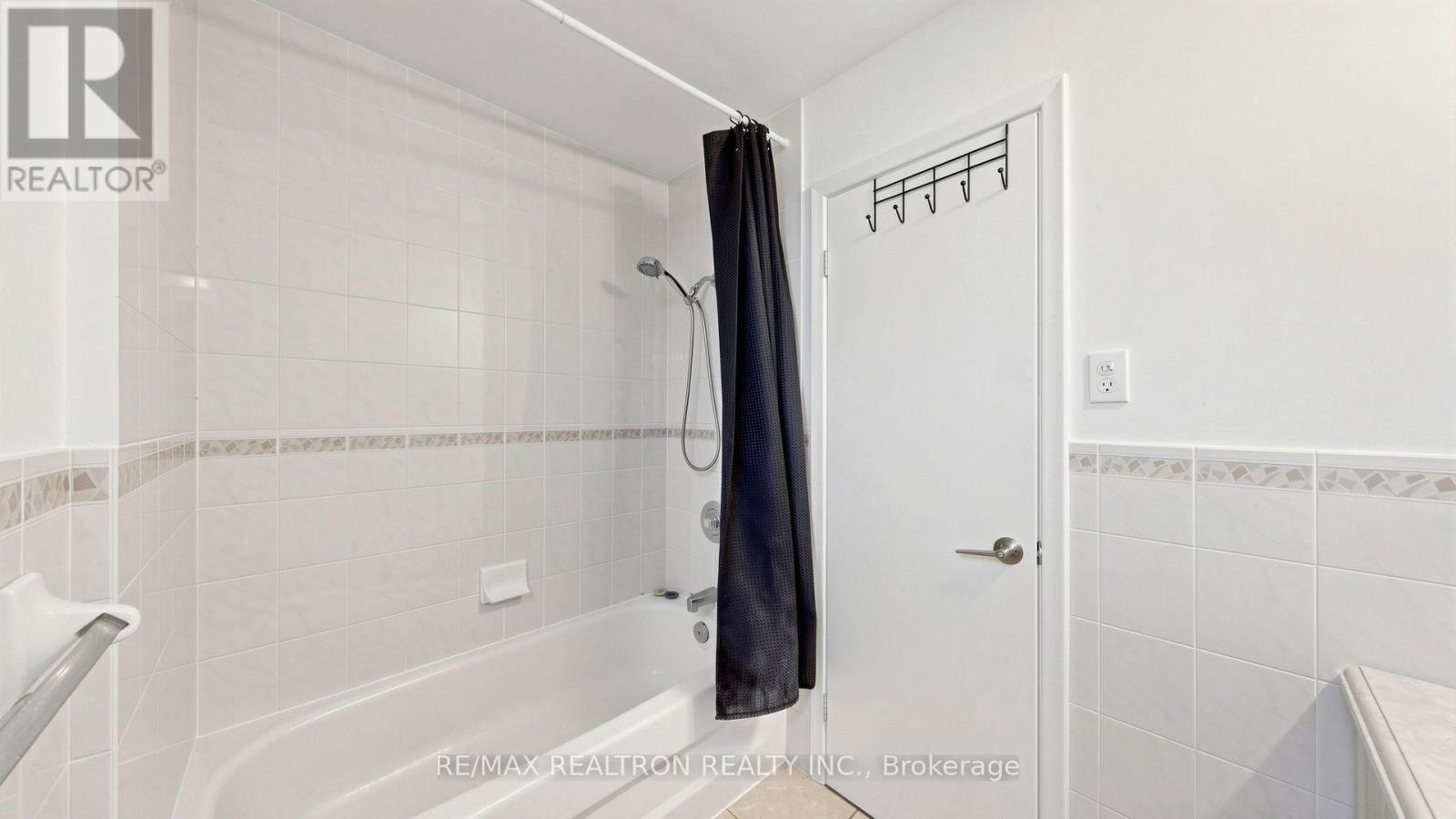 23 LESGAY CRESCENT - Image 43
