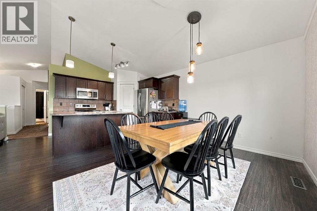 Listing photo – 106 25 Street, Rural Red Deer County