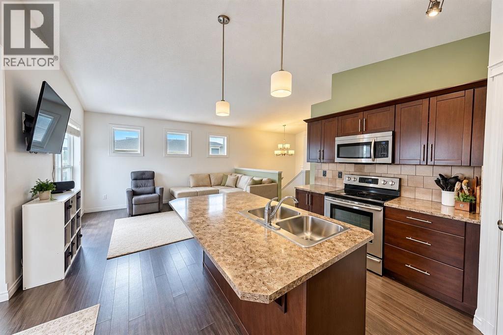 Listing photo – 106 25 Street, Rural Red Deer County