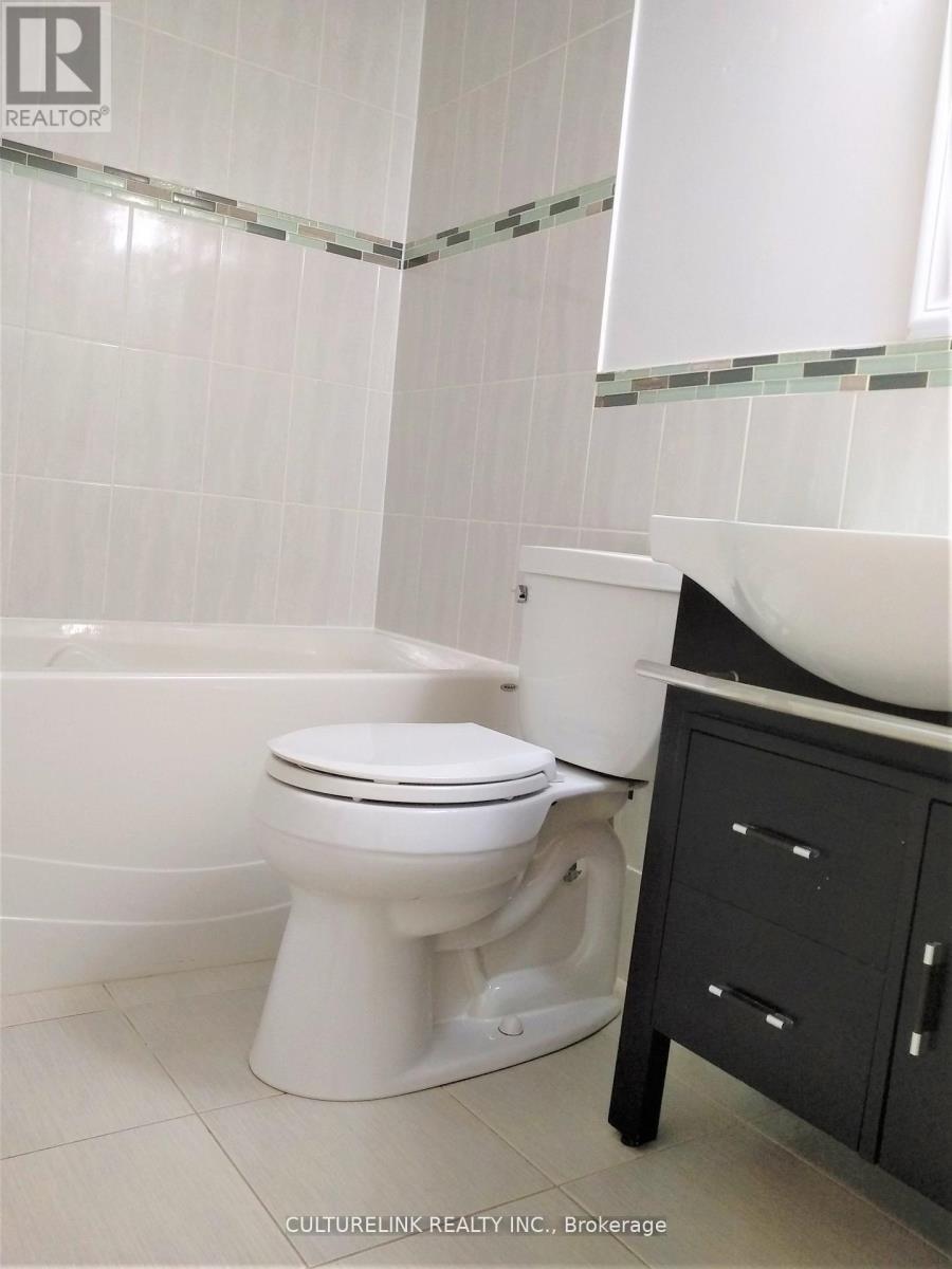 BSMT - 30 ROCKPORT CRESCENT, Richmond Hill (Crosby) — photo 6