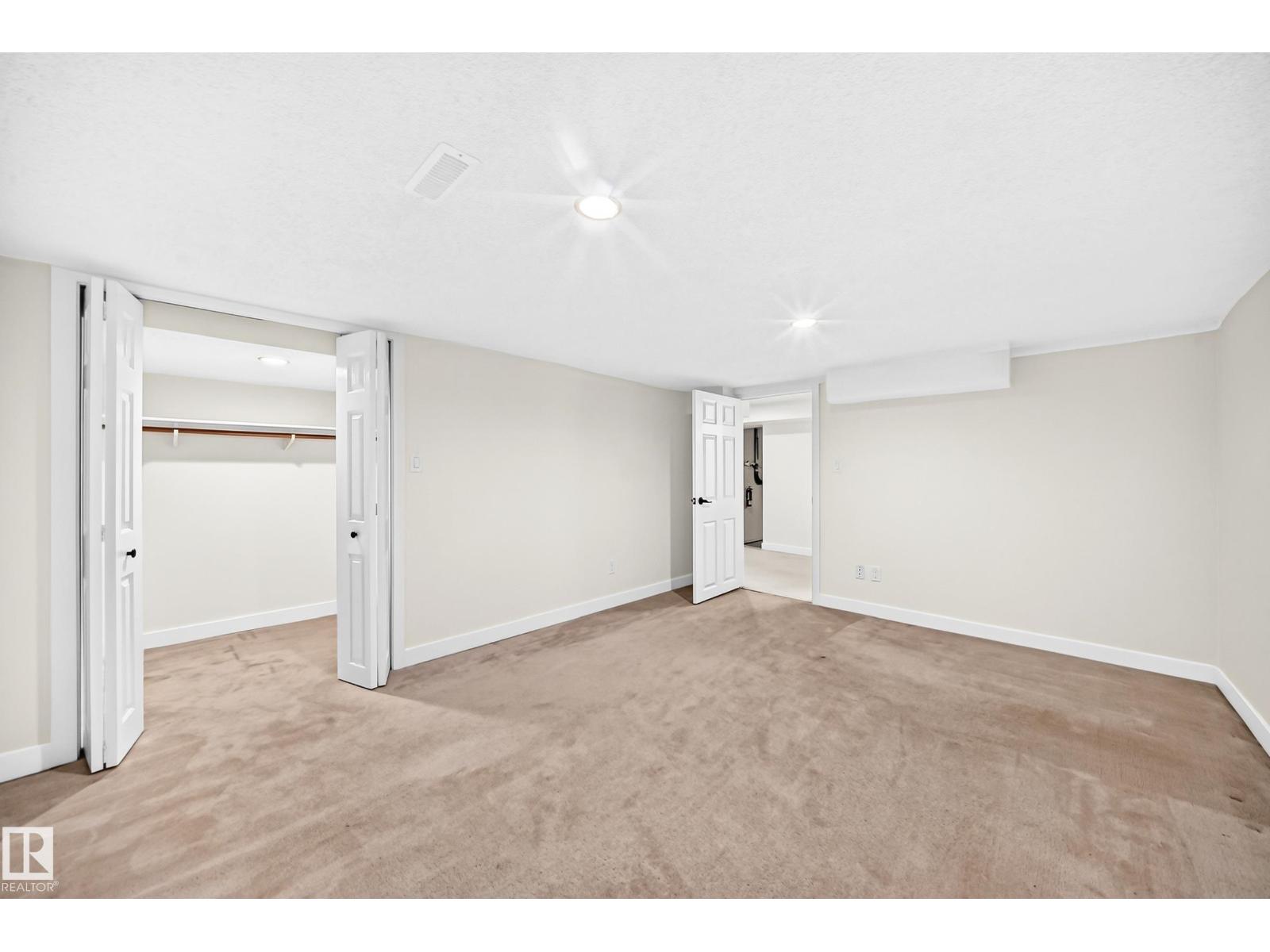 7307 152C AV NW - 37