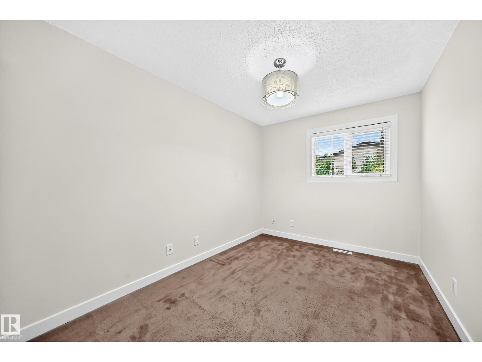 7307 152C AV NW - 27