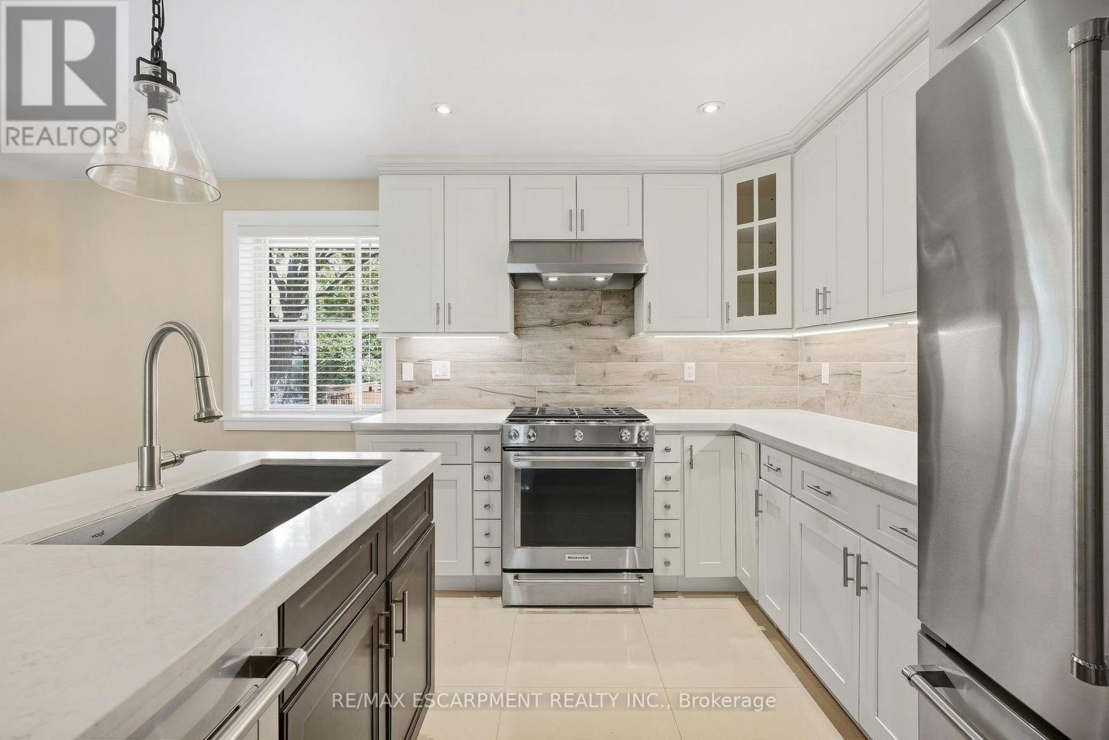MAIN - 707 KING ROAD, Burlington (LaSalle) — photo 9