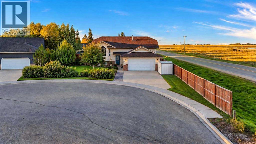 106 Strathaven Bay, Strathmore, Alberta, T1P1M2, Strathmore, Alberta — photo 3 of 5