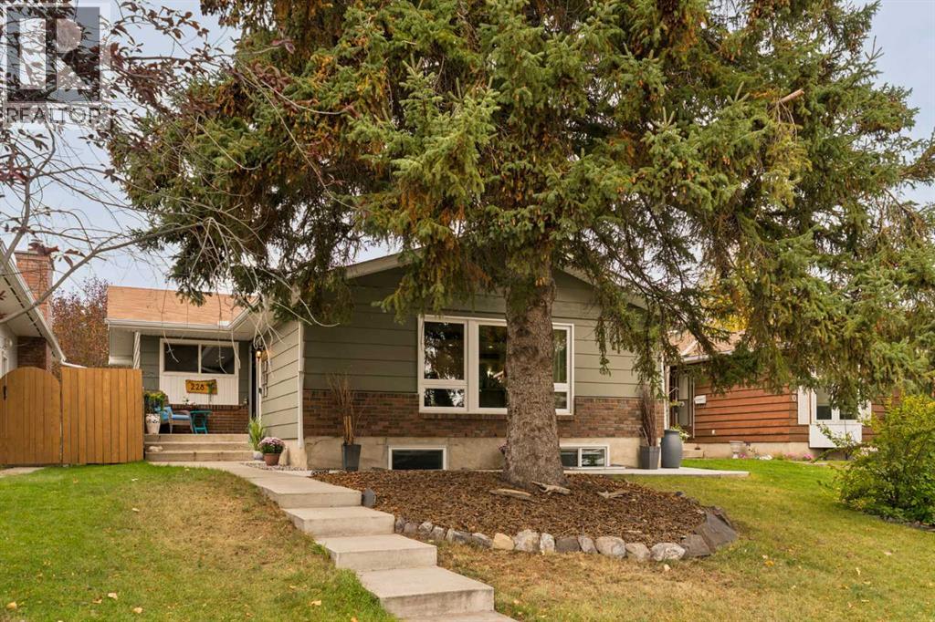 228 Midridge Crescent SE, Calgary, Alberta, T2X1C6