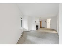 101 13858 102 Avenue, Surrey, BC V3T1P1 Photo 11