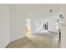 101 13858 102 Avenue, Surrey, BC V3T1P1 Photo 12