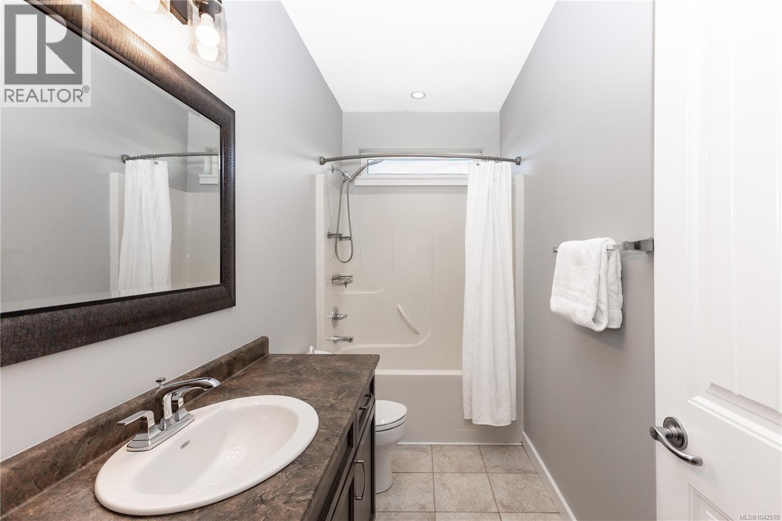 117 Strathcona Way - Image 25