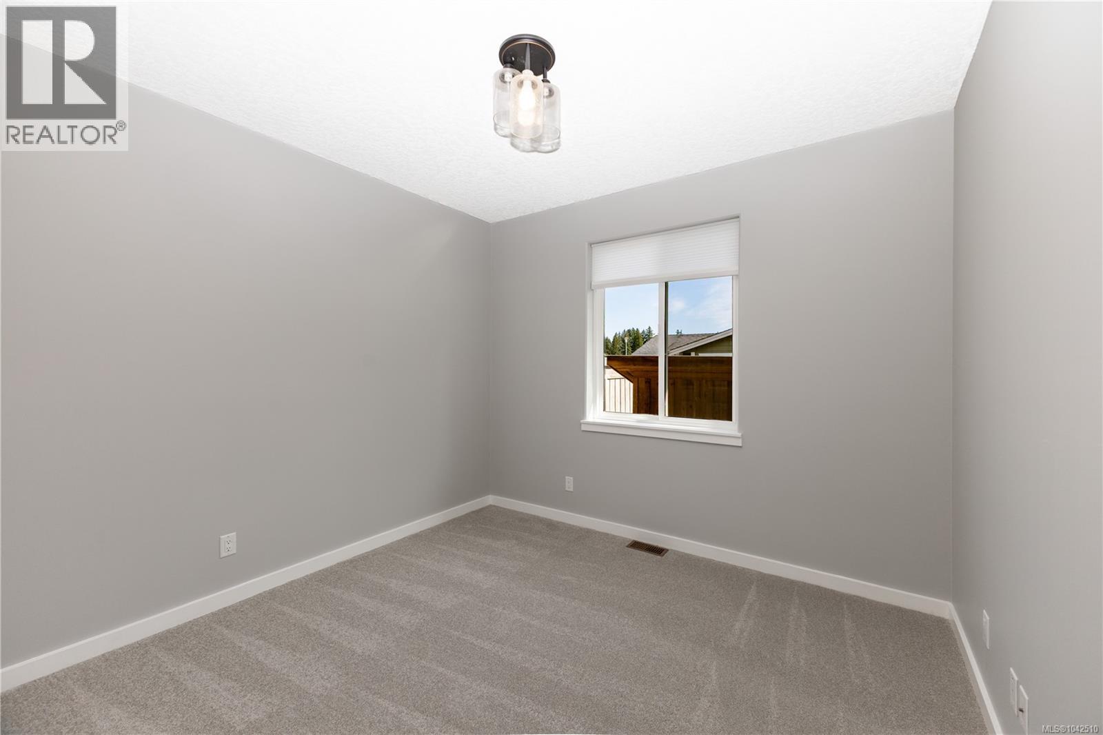 117 Strathcona Way - 28