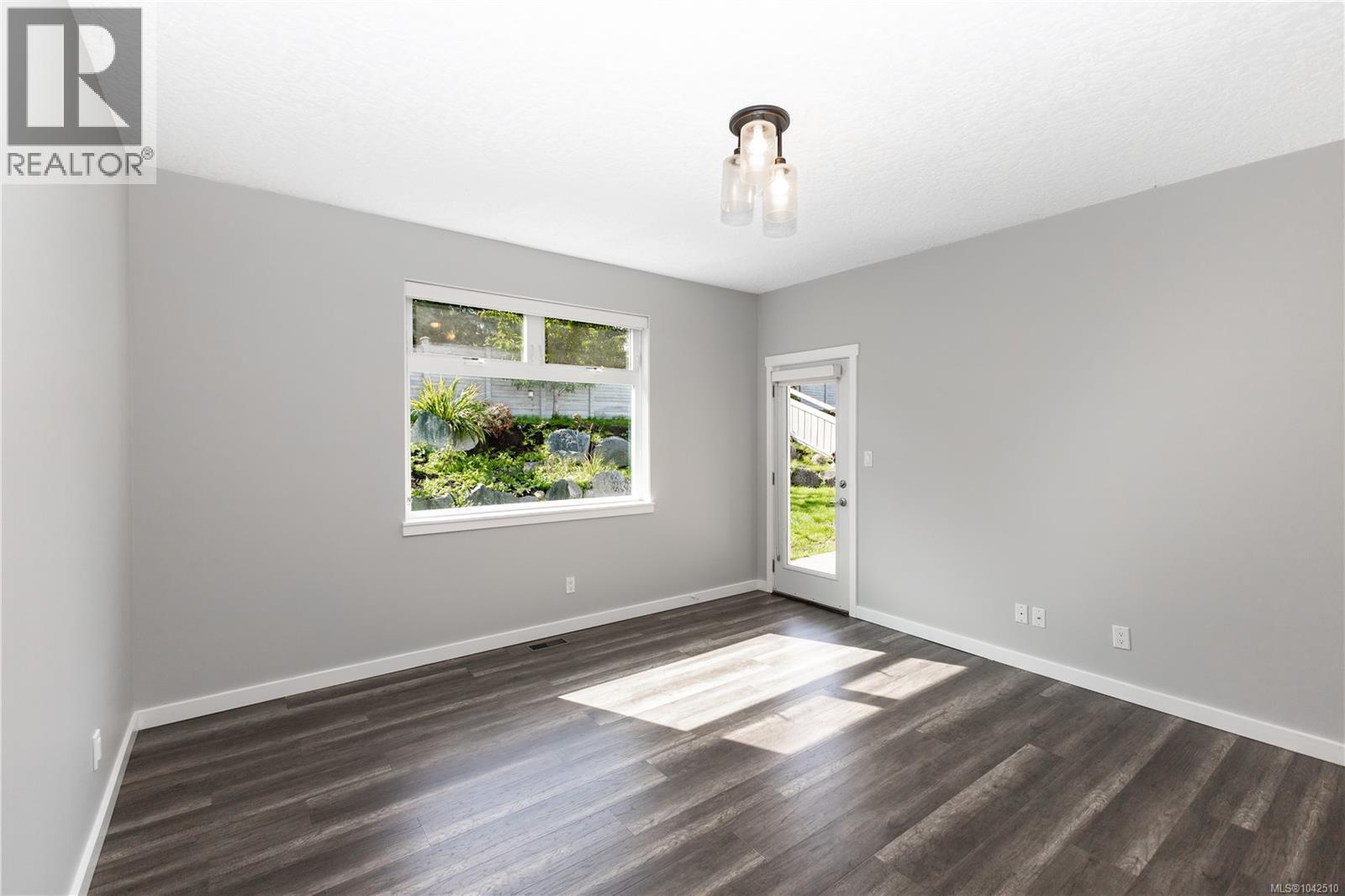 117 Strathcona Way - Image 22