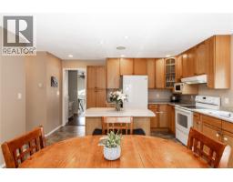 Ensuite - 809 Willowcrest Rd, Campbell River, BC V9W5L1 Photo 9