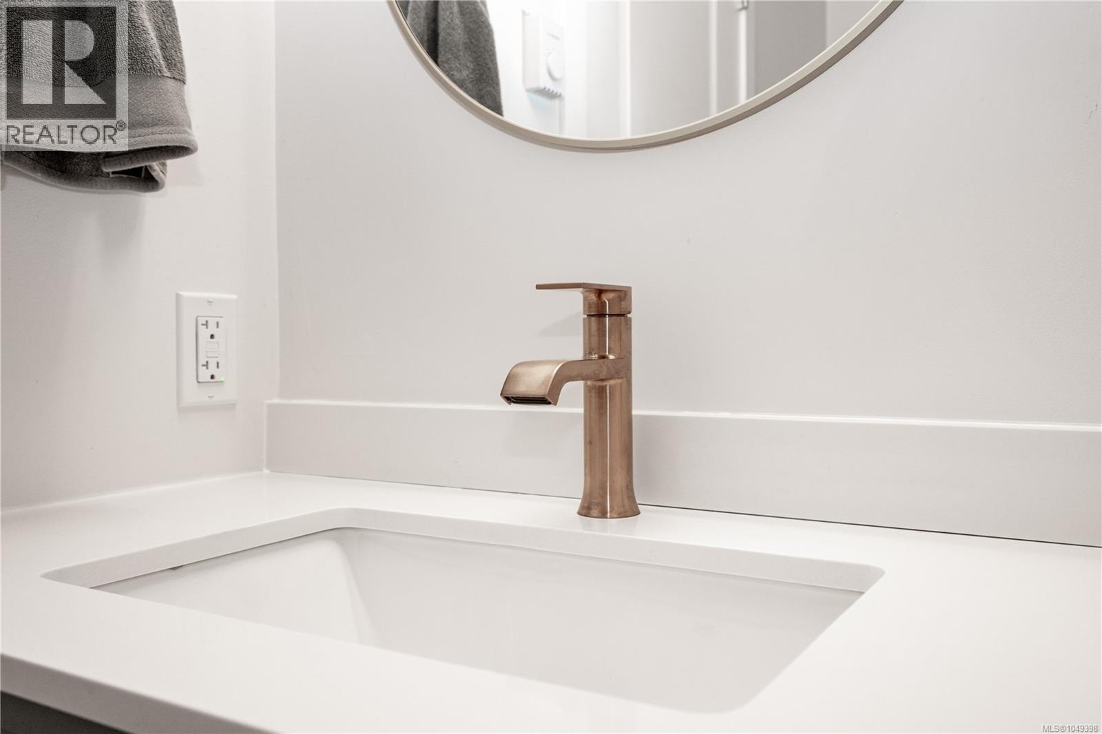 809 Willowcrest Rd - Image 34