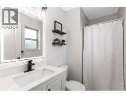 809 Willowcrest Rd, Campbell River, BC V9W5L1 Photo 26
