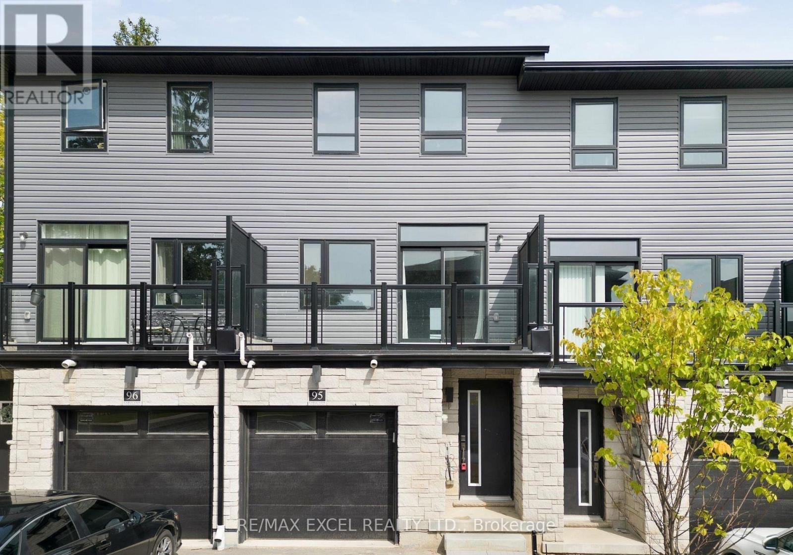 #95 51 SPARROW AVENUE - 1
