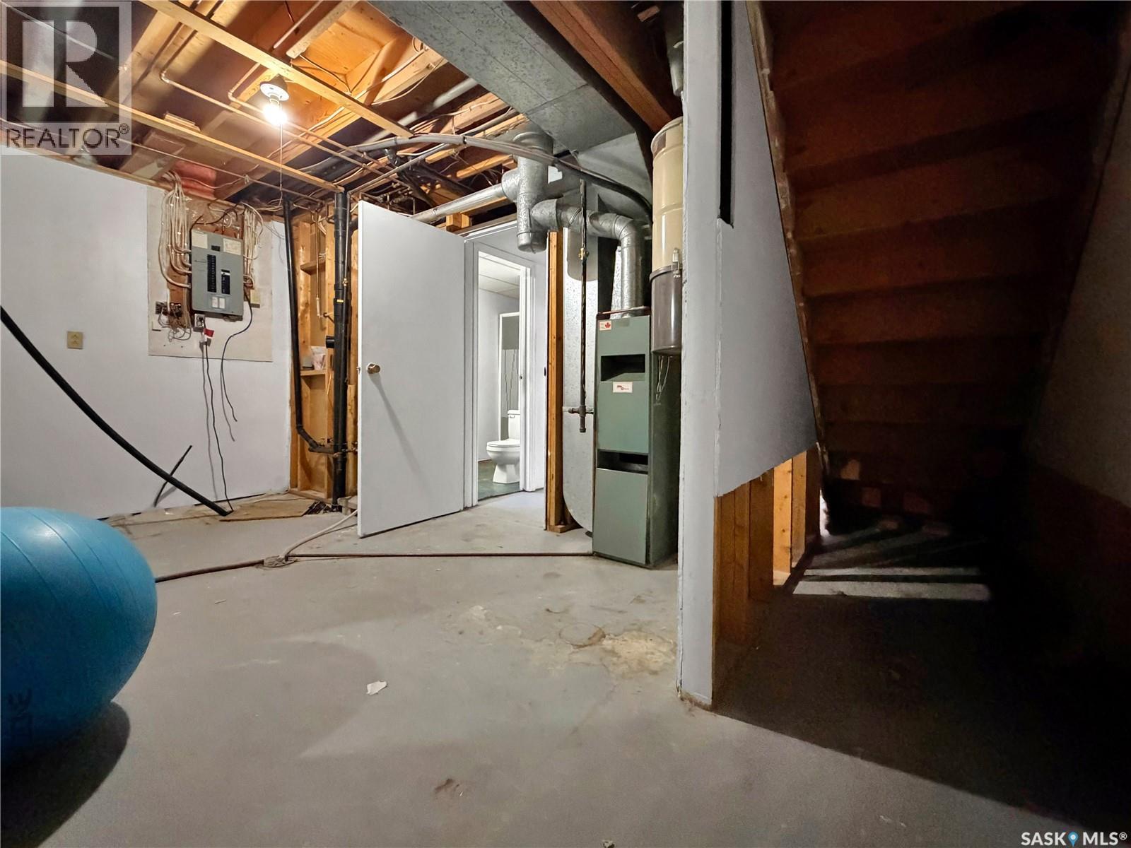 804 Thompson STREET, Whitewood — photo 27