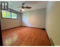Laundry room - 804 Thompson Street, Whitewood, SK S0G5C0 Photo 11