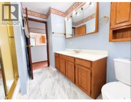 804 Thompson Street, Whitewood, SK S0G5C0 Photo 13