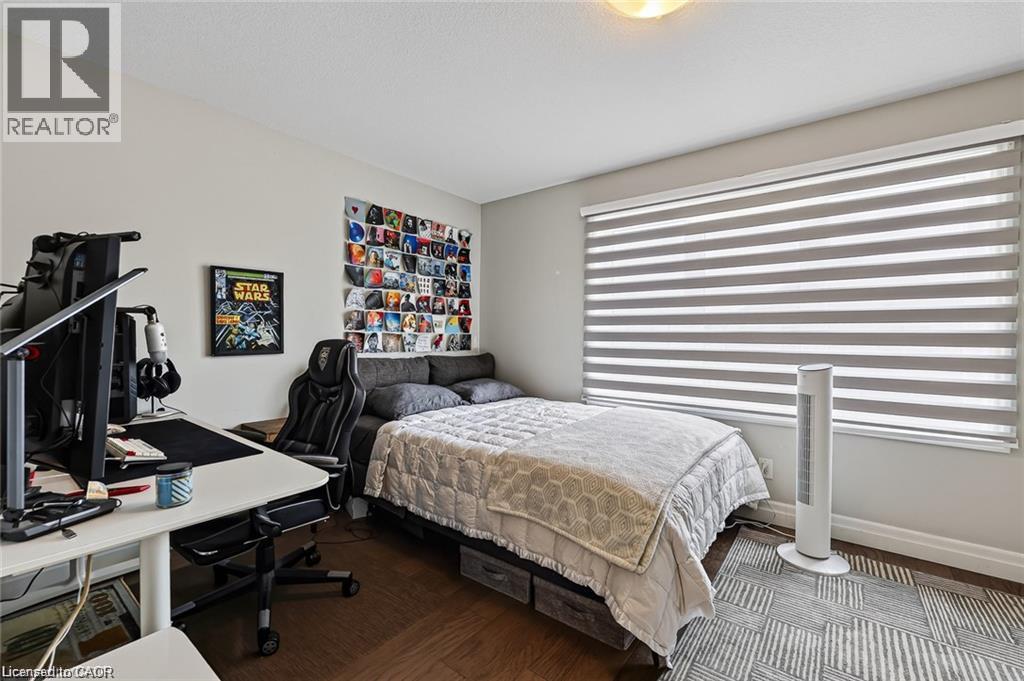 9 GIBBONS Road - Image 30