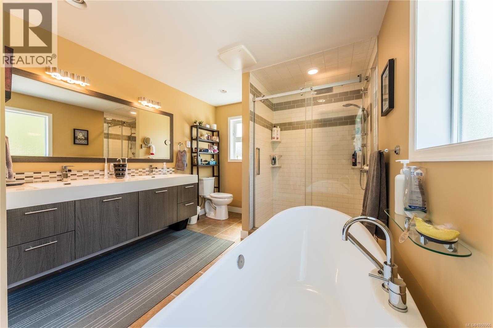 1154 Smithers Rd - Image 26