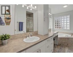 21 Edgebrook Park Nw, Calgary, AB T3A5V1 Photo 18